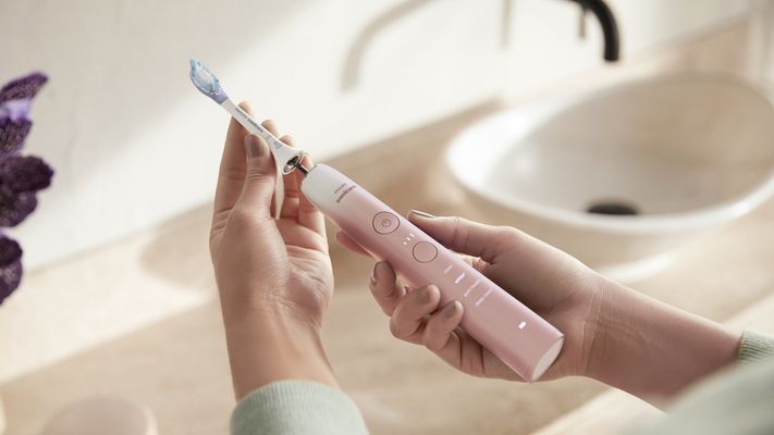 Philips Sonicare DiamondClean sonický zubní kartáček HX9911/84