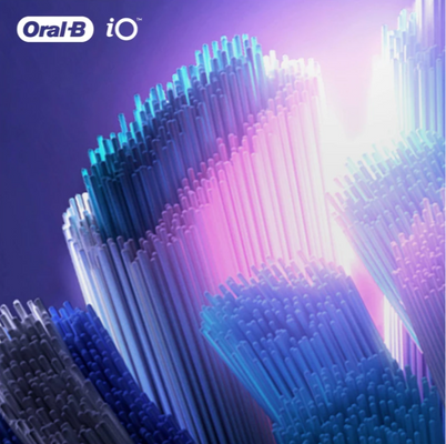 Oral-B iO Series Ultimate Clean kartáčkové hlavy, bílé 6 ks