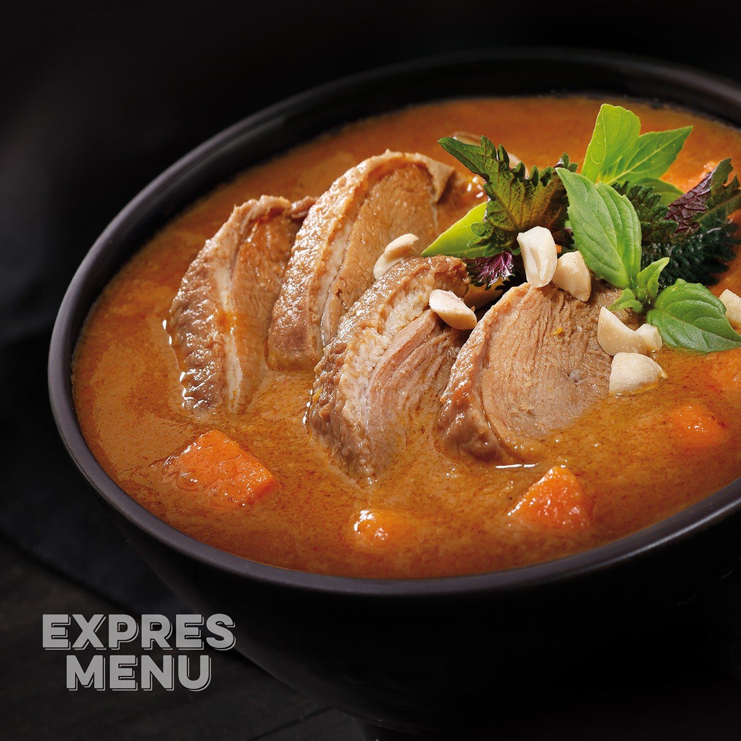 EXPRES MENU Massaman kari - thajské kari s kachním masem 600 g
