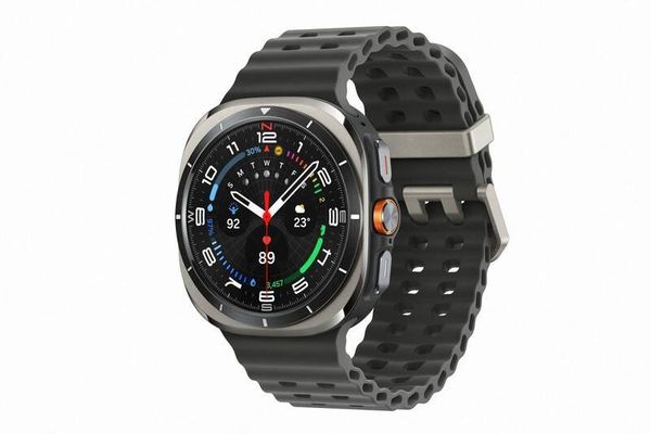 Samsung Galaxy Watch Ultra (2025) LTE stříbrný titan