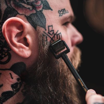 Angry Beards Váleček na růst vousů s čističem 50 ml