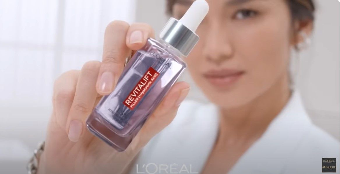 Inovované vyplňující sérum Revitalift Filler