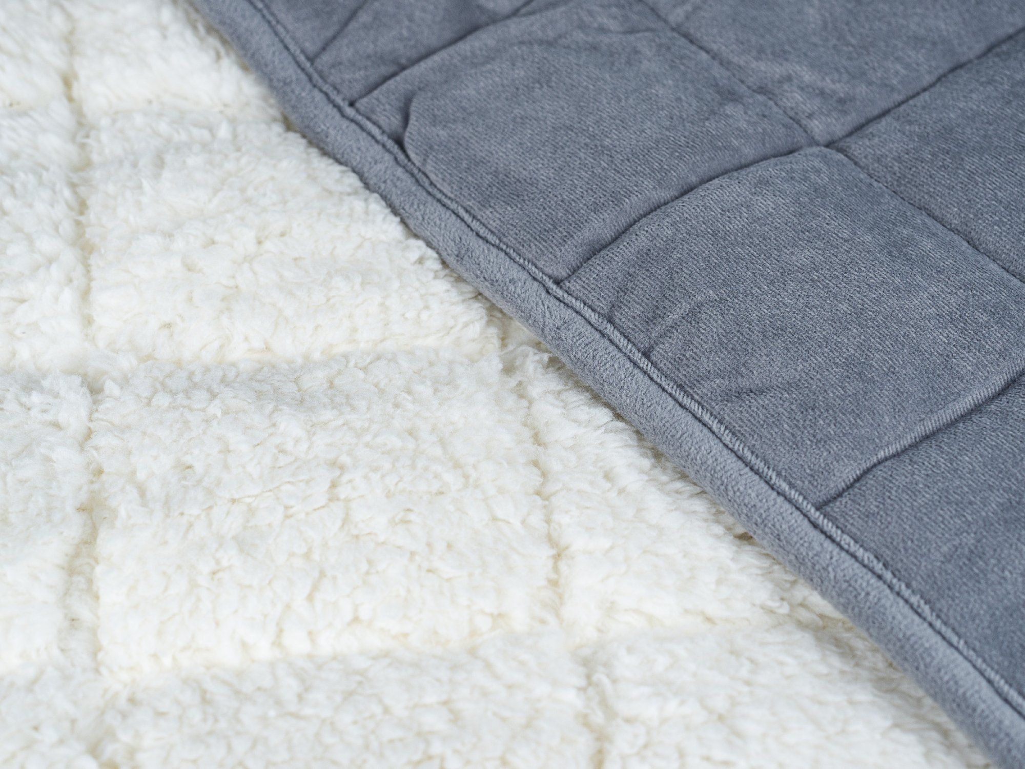 SleepLab Sherpa zátěžová deka 140x200cm 6 kg