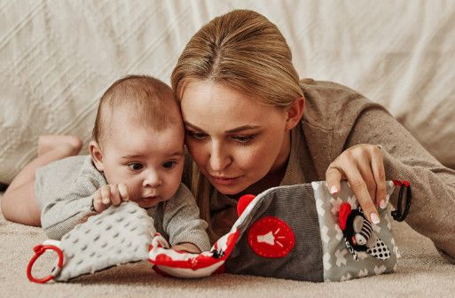 Canpol babies Kontrastní edukativní knížka Sensory