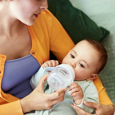Philips Avent Lahvička na učení Natural Response 150ml, 6m+