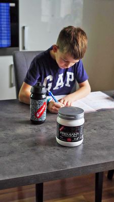 Penco Premiant Drink fantasy fruit 700 g
