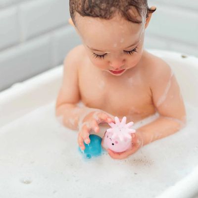Attitude Baby leaves Dětské tělové mýdlo a šampon 2v1 s vůní sladkého jablka 473 ml
