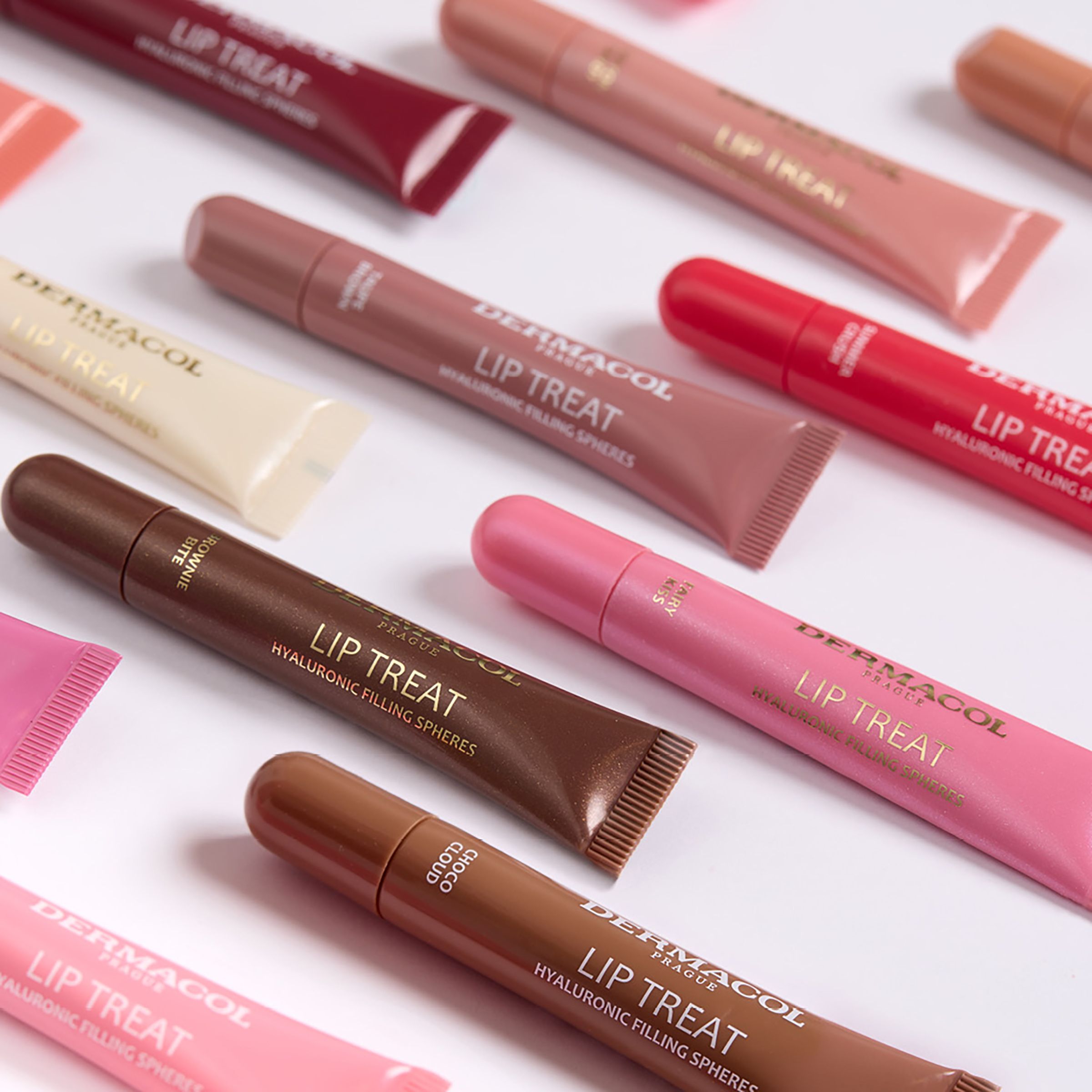Dermacol Lip Treat hydratační lesk na rty č. 11 Fairy Kiss 10 ml