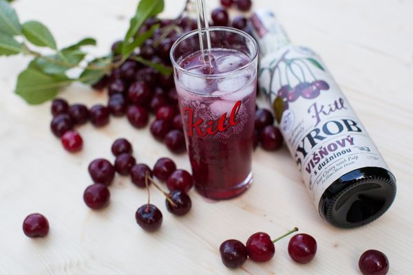 Kitl Syrob Višňový s dužninou 500 ml