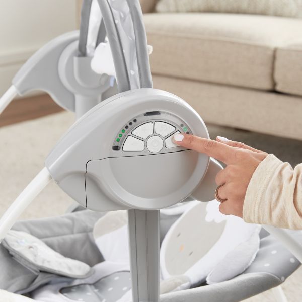 Ingenuity Houpačka s melodií Cuddle Lamb do 9 kg