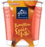 Glade Vonná svíčka Pumpkin Spice Latte 204 g