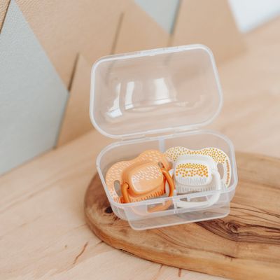 Canpol babies Set symetrických silikonových dudlíků Mountains 0-6m, žlutý 2 ks