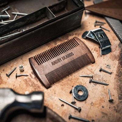 Angry Beards Beard Comb Dřevěný hřeben na vousy Woody