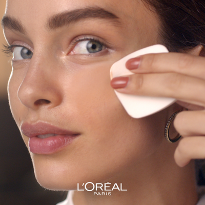 L'Oréal Paris Infaillible Fresh Wear 24H Foundation in a Powder 180 Rose Sand make-up v pudru, 9 g