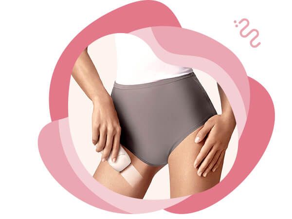 Žena, která používá Braun Silk-épil 9 na své nohy