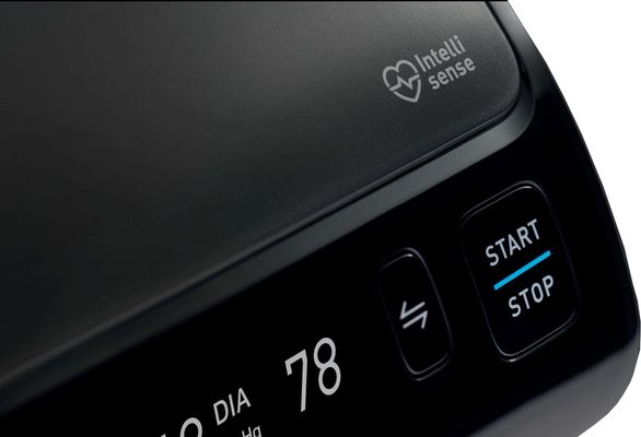 Omron Evolv s bluetooth připojením na Android/iOS zařízení