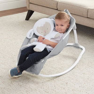 Ingenuity Houpátko vibrující s melodií Cuddle Lamb do 18kg