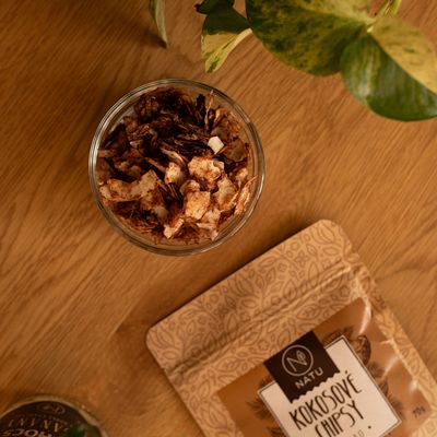 Natu Kokosové chipsy kakao BIO 70 g