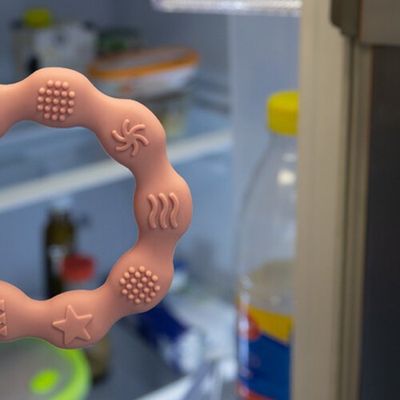 BabyOno Kousátko silikonové Kroužek růžové