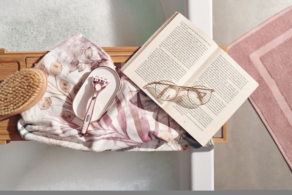 Wilkinson Sword Quattro for Women Rose Gold - Holicí strojek + náhradní hlavice