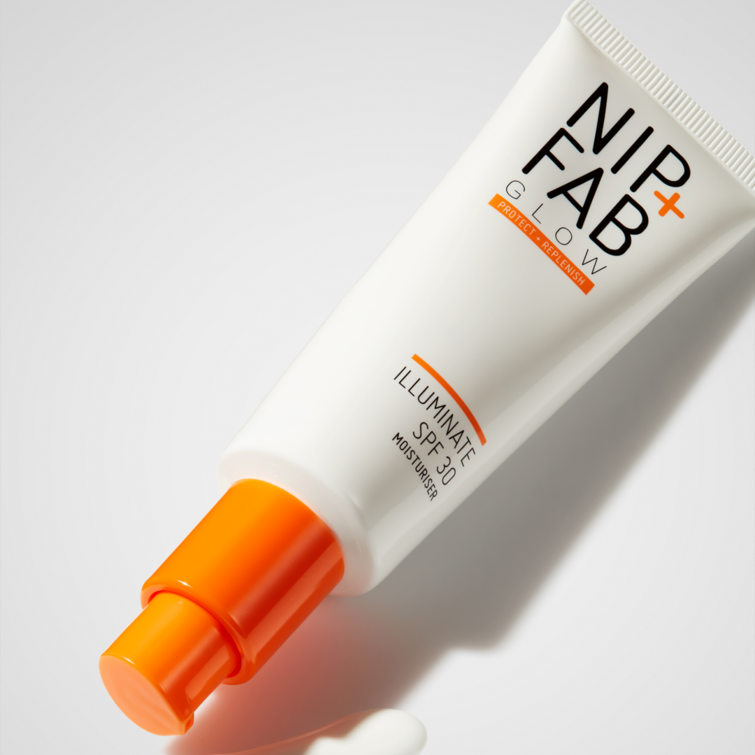 Nip+Fab rozjasňující pleťový krém s SPF50 50 ml