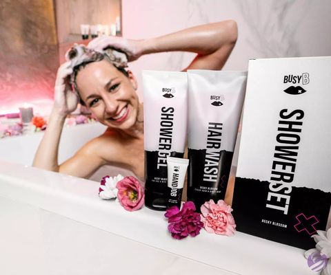 BusyB Dárková sada pro kompletní péči o tělo a vlasy