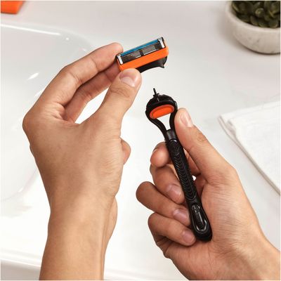 Gillette Fusion5 pánská náhradní holicí hlavice 16 ks