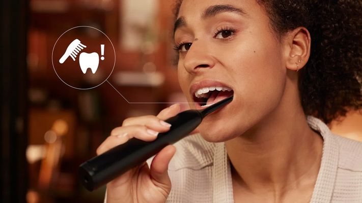 Philips Sonicare Elektrický zubní kartáček 5300 černý