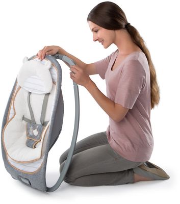 Ingenuity Houpátko vibrující s melodií Boutique 0m+, do 11kg