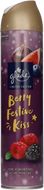 Glade Berry Festive Kiss, Osvěžovač vzduchu ve spreji 300 ml