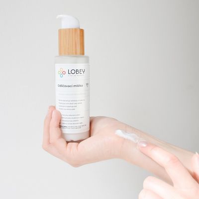 Lobey BIO Odličovací mléko 100 ml