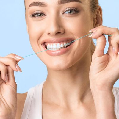 Lyss dentální nit s kokosovým olejem - lahodná máta 30 m