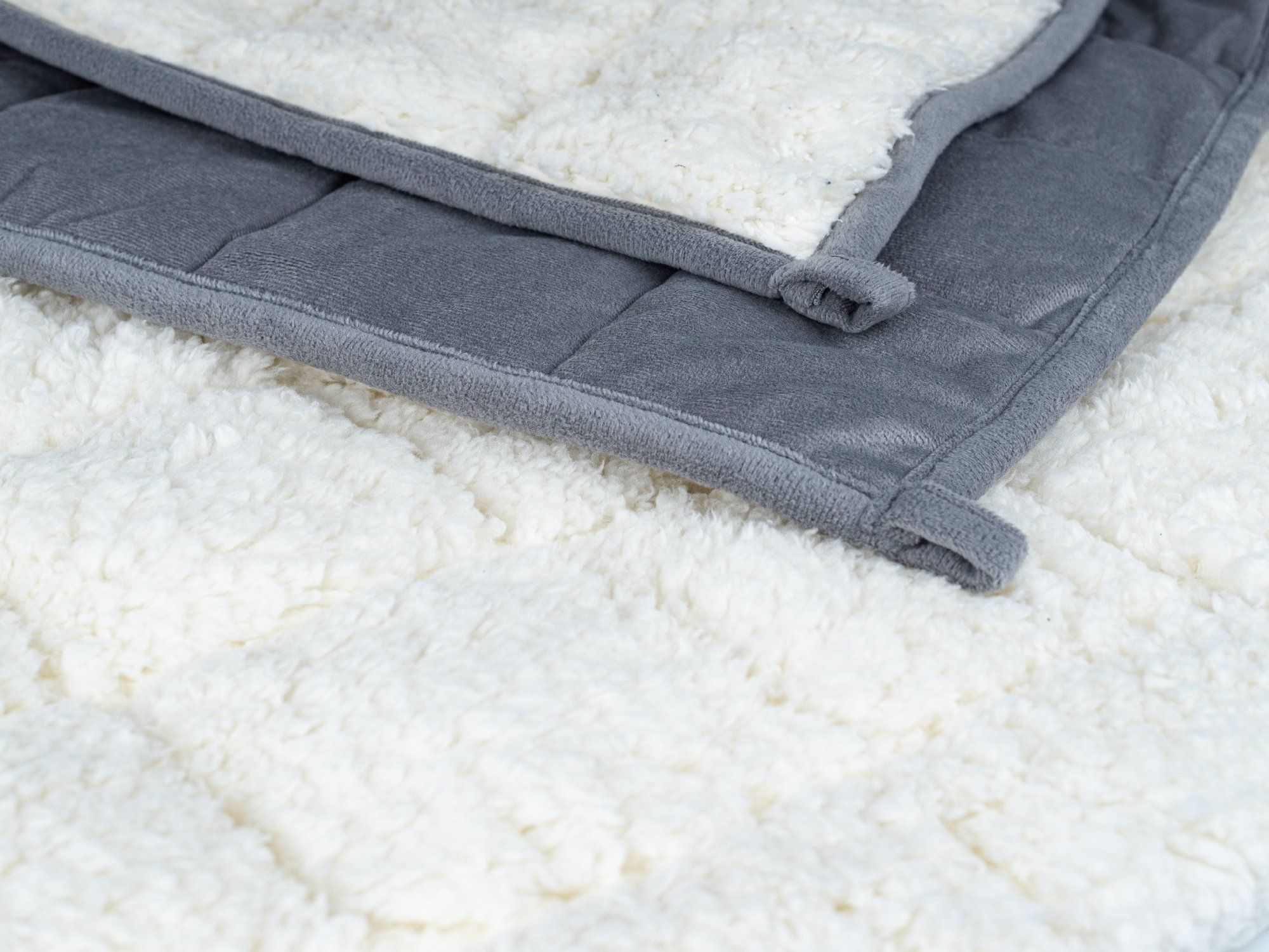 SleepLab Sherpa zátěžová deka 140x200cm 6 kg