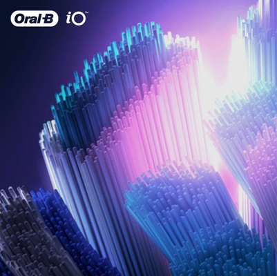 Oral-B iO Series Ultimate Clean, kartáčkové hlavy, černé 4 ks