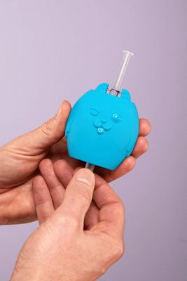 TUGI Model 1 – pomůcka pro aplikaci injekcí Copaxone, Rebif, Orgalutran, Ovitrelle, Kineret, Inhixa
