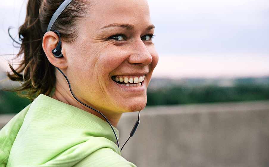 JBL Endurance Run 3C USB-C Black/Grey, drátová sportovní sluchátka s USB-C konektorem