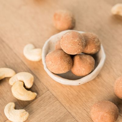 Natu Banánové kuličky s kešu krémem 70 g