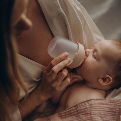 LOVI kojenecká láhev MAMMAFEEL 0m+, barva béžová 150 ml