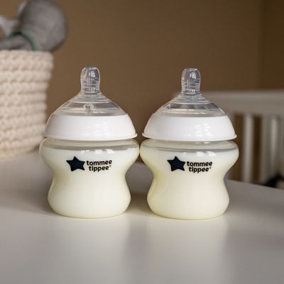 Tommee Tippee CTN Kojenecká Lahev ANTI-COLIC Pomalý Průtok 0m+ 150 ml
