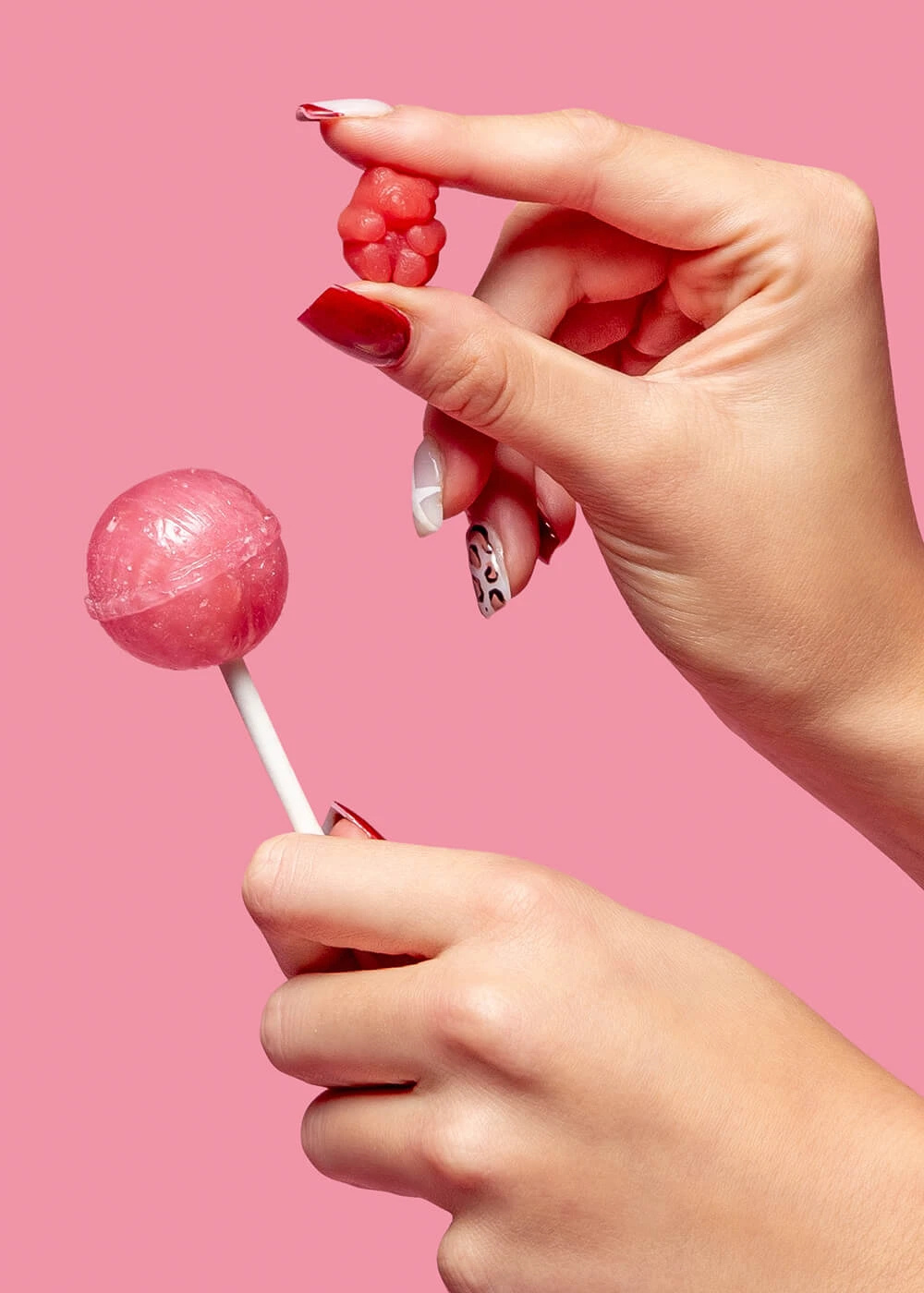 Venira beauty bomb - medvídci pro vlasy, nehty a pleť třešňové lízátko 60 ks